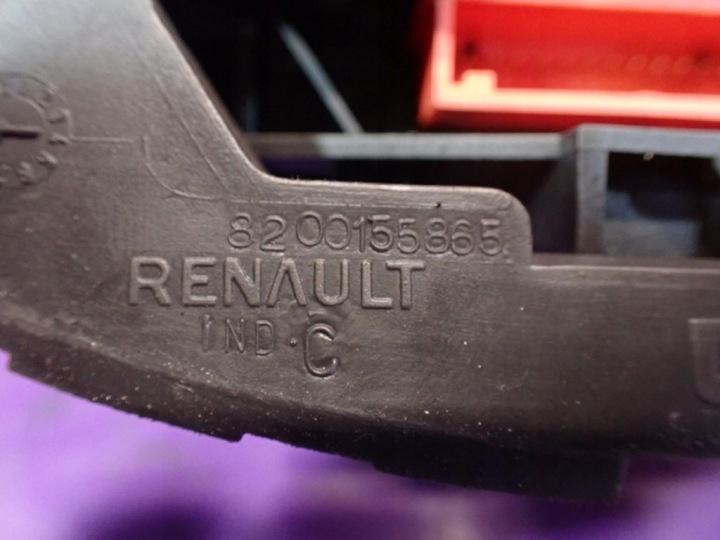 RENAULT MEGANE II 02-06 COMMUTATEUR COMPOSITE FEUX 8200213761