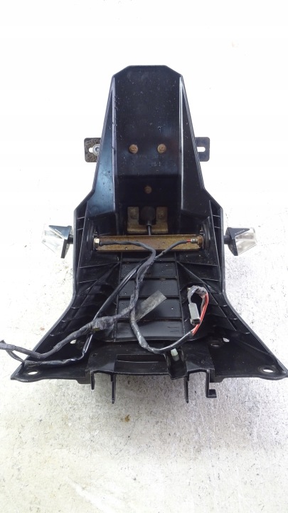 P896 SUZUKI SV 650 03-09 QUEUE FIXATION NUMÉROS CHÂSSIS