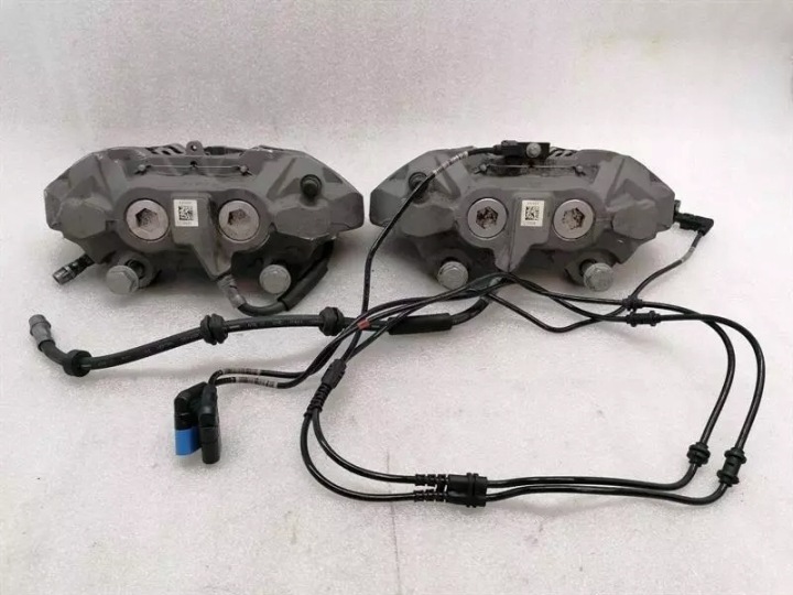 MERCEDES CLS C257 W257 AVANT BRAKE CALIPER SET A0004210000 4MATIC