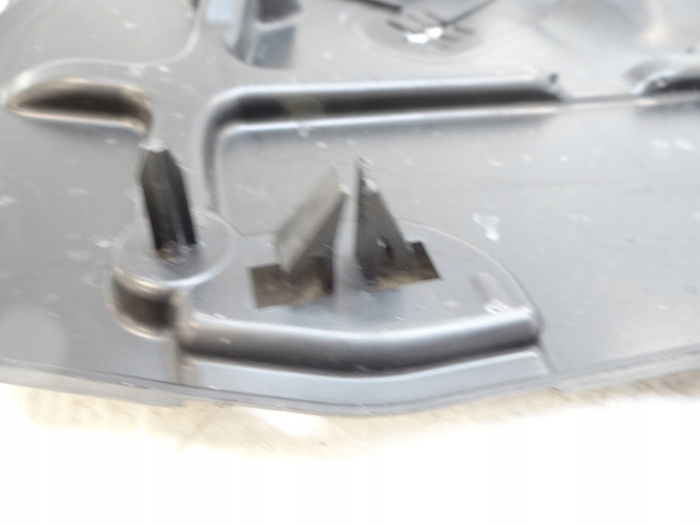 CITROEN C4 CACTUS GAUCHE GUIDE D'AIR 9824336180