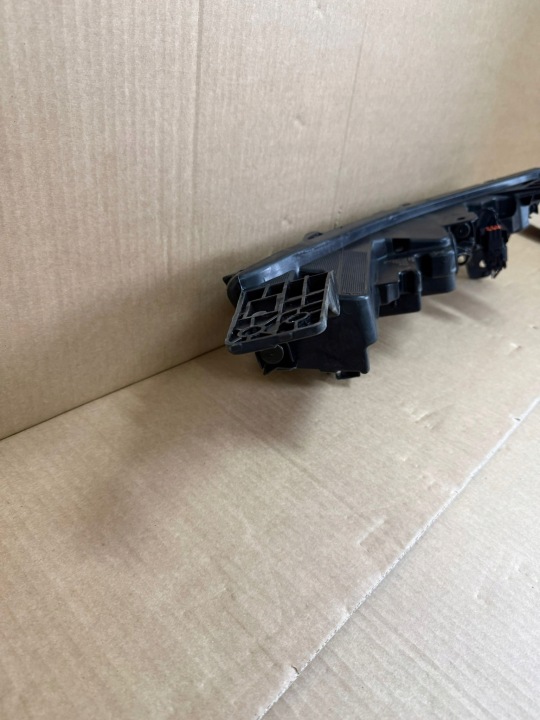 OMODA 5 PHARE AVANT GAUCHE PROJECTEUR GAUCHE AVANT 605001698AA