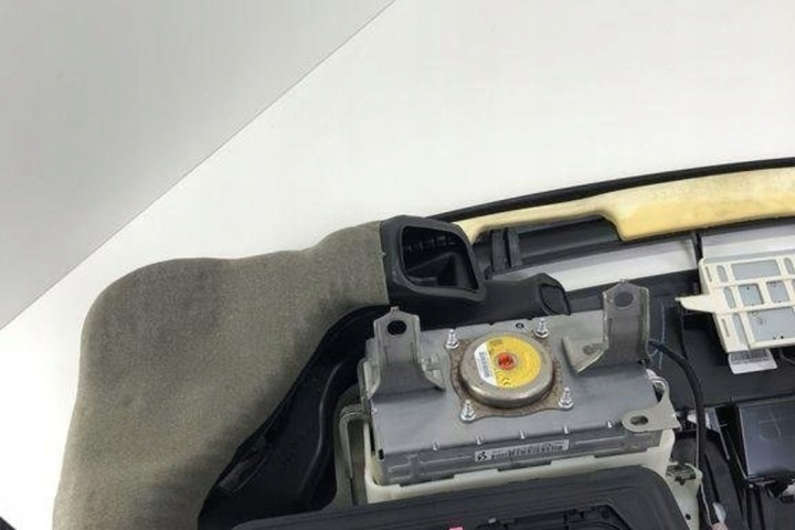 TABLEAU DE BORD COCKPIT TOYOTA 5530242050 2.5L 2018