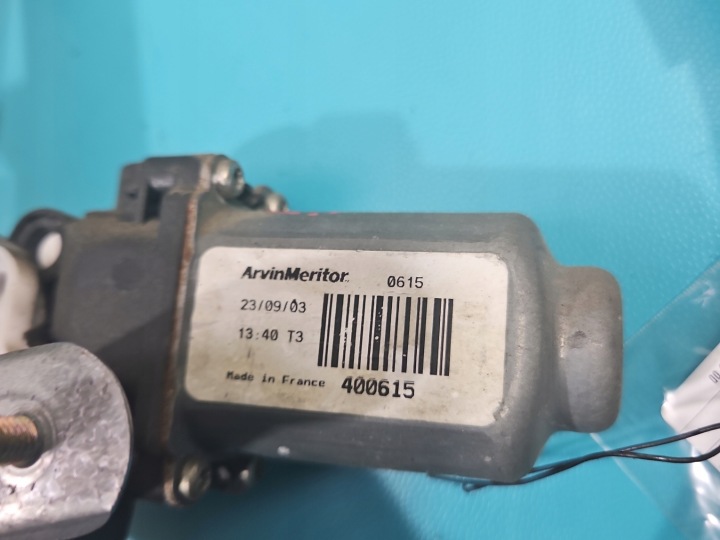 ÉLÉVATEUR ARRIÈRE GAUCHE RENAULT ESPACE IV 8200017909