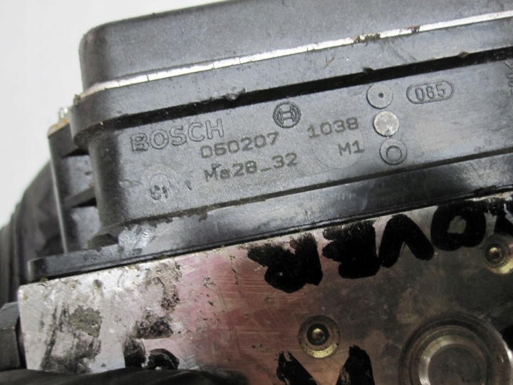 LAND ROVER DISCOVERY III 2.7 TD 07R POMPE ABS 0265235020 SRB500440