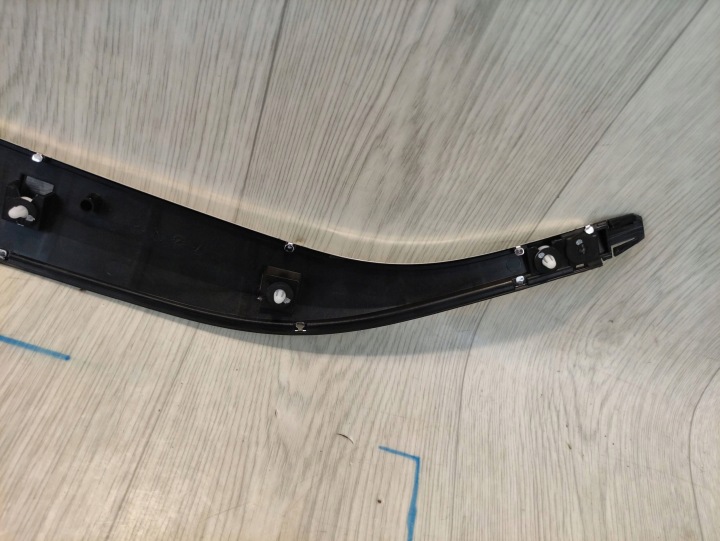 PEUGEOT 5008 II 2 MOULURE CHROME VITRES DROIT ARRIÈRE 9827008877