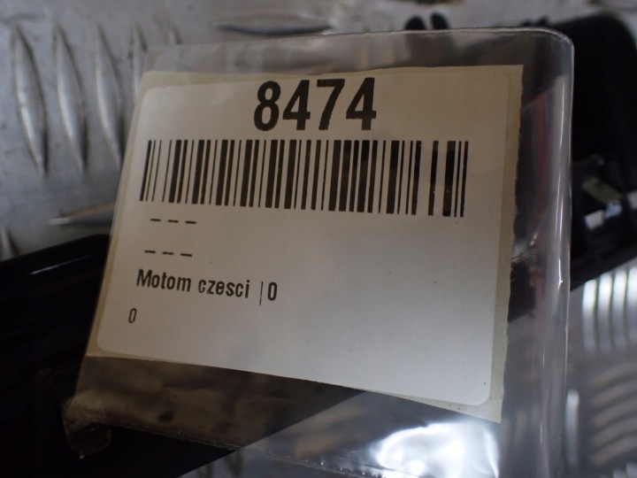 PANNEAU COMMANDE VITRE CONDUCTEUR BMW X5 7137137 8474