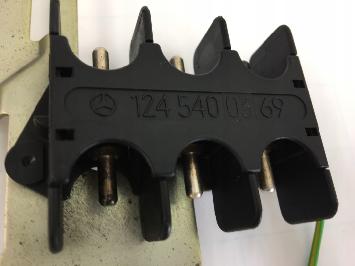 RACCORD PRISE DISTRIBUTEUR CAPTEUR HALLA MERCEDES W124 1245400369