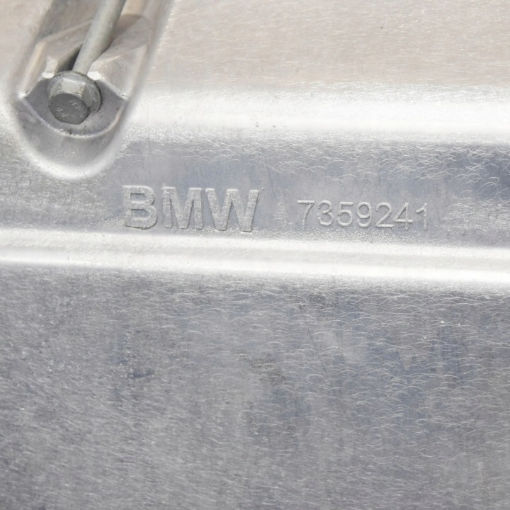 BMW 5 G30 G31 2018 AUTRE PIÈCE CHÂSSIS