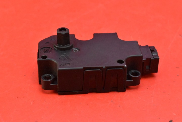 PETIT MOTEUR RÉCHAUFFEURS ZBAT0048D06 AUDI A8 D4 4.2 FSI 372 KM 10-14