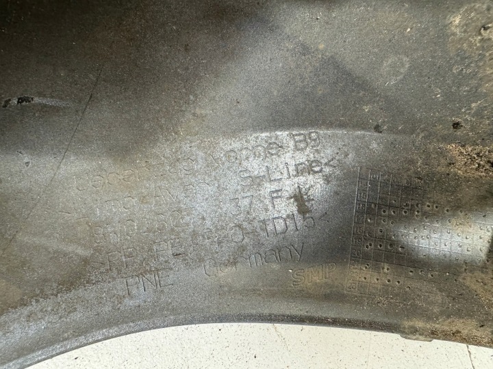 PARE-CHOCS AVANT AUDI A4 B9 S-LINE 15-19 6XPDC RONDELLES 8W0807437F