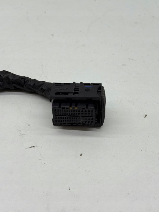 AUDI VOLKSWAGEN SKODA PUCE PUCE RACCORD FIL 8K0906379 8K0906379A