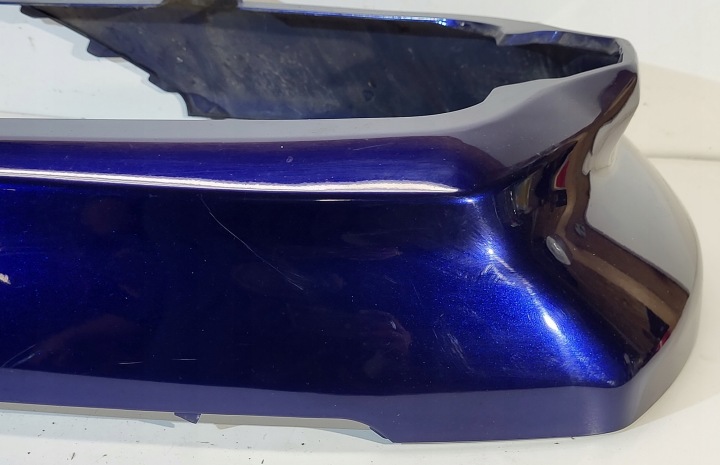 QUEUE PLASTIQUE 47321-14G00 SUZUKI BURGMAN 400 K3 K4 K5 2003-2006R