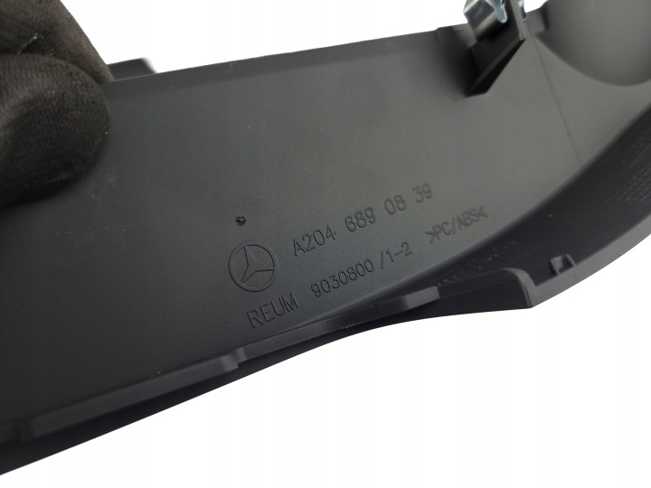 MERCEDES W204 LIFT CHÂSSIS CHÂSSIS TABLEAU DE BORD ÉCRAN A2046890039