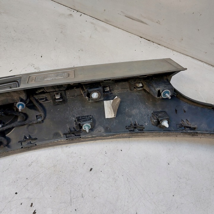 OPEL INSIGNIA UNIVERSEL LIFT MOULURE CACHE SUR COUVERCLE DE COFFRE