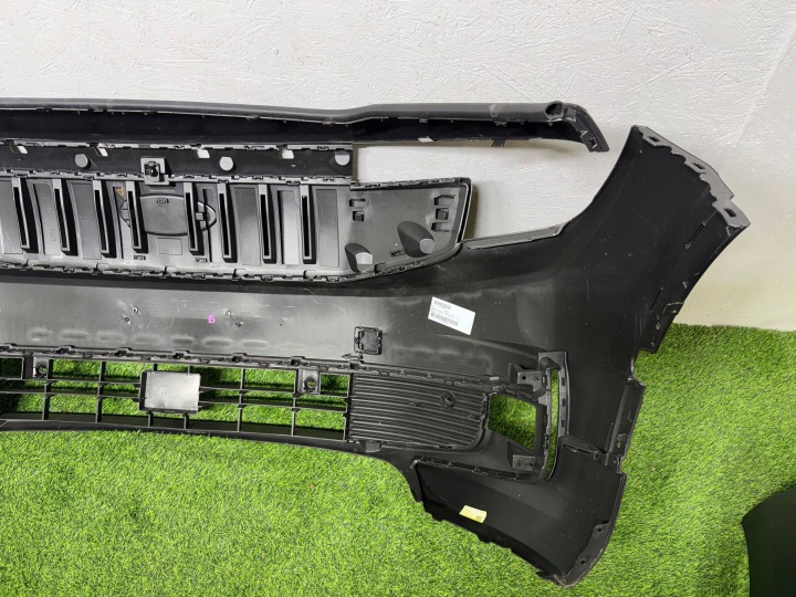 PARE-CHOCS AVANT AVANT FORD EXPLORER EV ÉLECTRIQUE 24- R2KB-17F003-C 50369