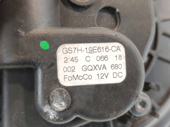 FORD FOCUS KUGA II PETIT MOTEUR NAGZREWNICY GS7H19E616CA