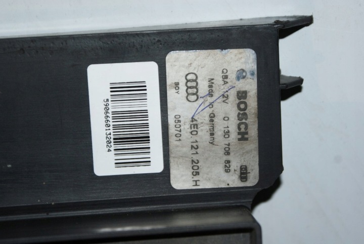 AUDI A8 D3 3.0 TDI 4E0121205H VENTILATEUR RADIATEURS