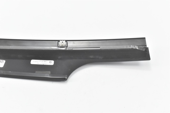 MOULURE MONTANTS PORTES GAUCHE AVANT 7410021 BMW X3 G01 X3M F97