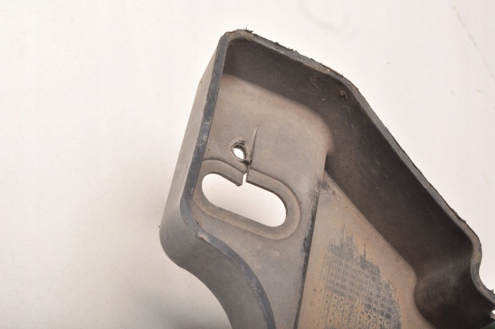 VOLVO V40 II PROTECTION PARE-CHOCS SOUS PARE-CHOCS RADIATEURS 31323323