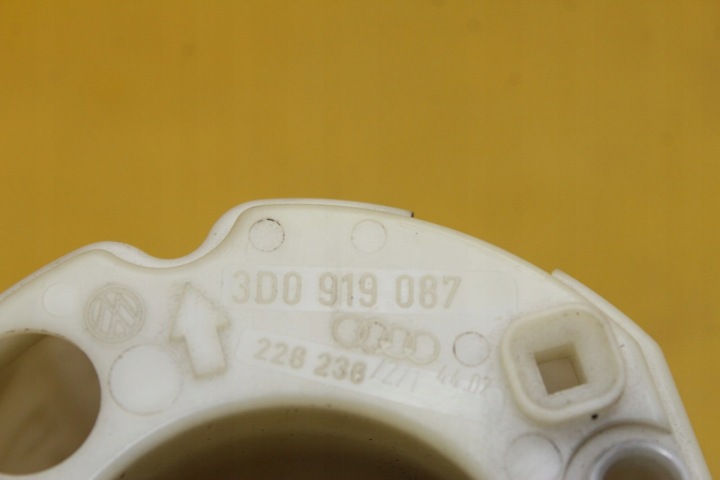 POMPE CARBURANTS PHAETON 3.2 FSI 3D0919087