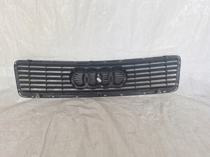 AUID 100 A6 C4 GRILLE CALANDRE AVANT 4A0853651
