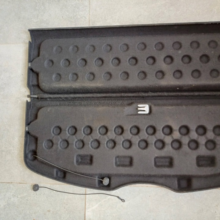 ÉTAGÈRE COUVERCLES DE COFFRE ARRIÈRE SKODA OCTAVIA MK2 5D HAYON 1Z5867769 NR219