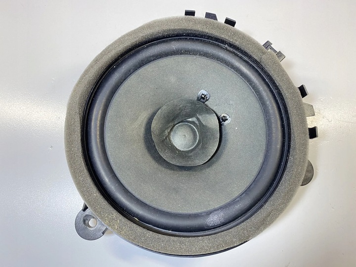 VOLVO V50 2008 ALTAVOCES 