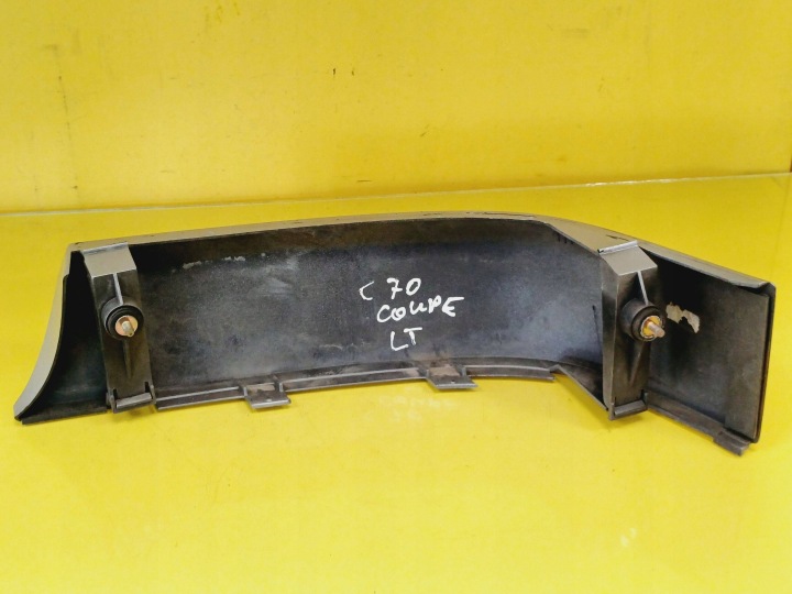 MOULURE SOUS LAMPE GAUCHE ARRIÈRE VOLVO C70 8600109 NR81