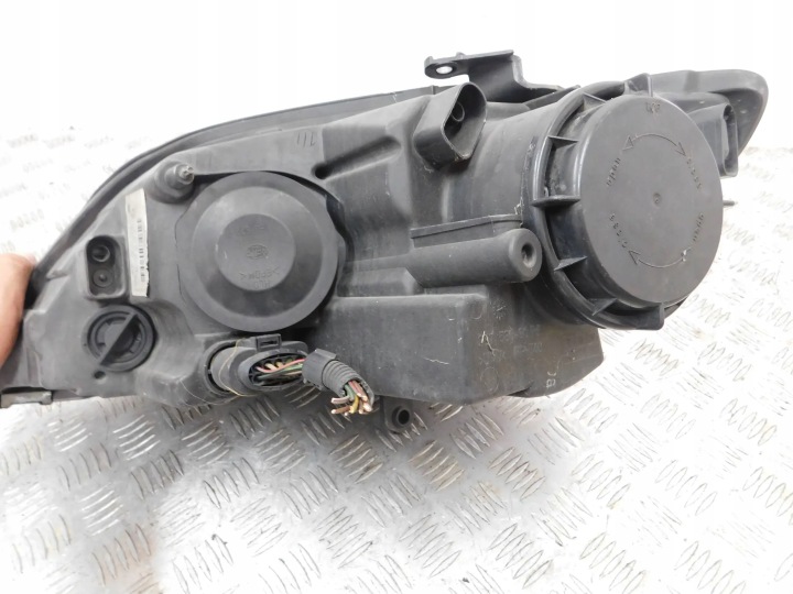 PROJECTEUR PHARE DROITE VW GOLF V 5 PLUS