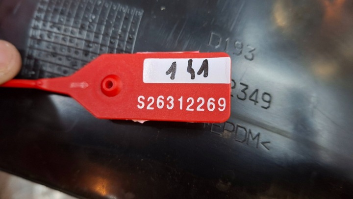 PASSAGE DE ROUE DROIT ARRIÈRE 51786809 13092349 FIAT 500 2007-
