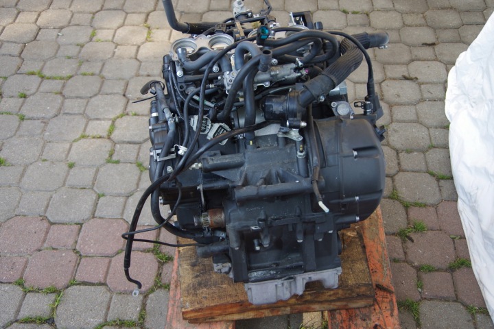 MOTEUR N522E YAMAHA FZ8 FZ-8 FAZER RN25