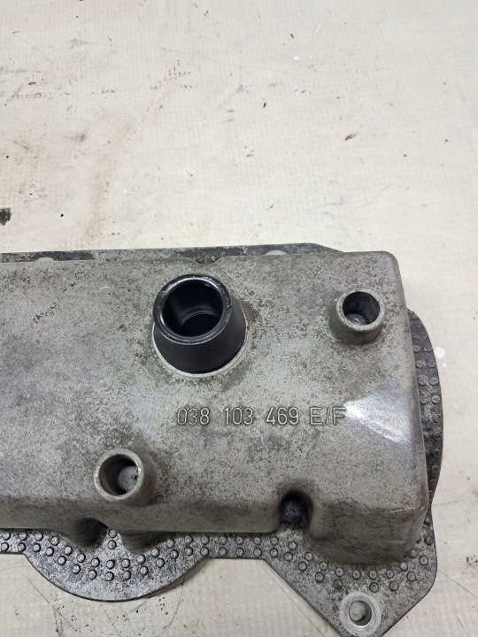 COUVERCLE DE SOUPAPES SKODA FABIA I 1.9 SDI 038103469E