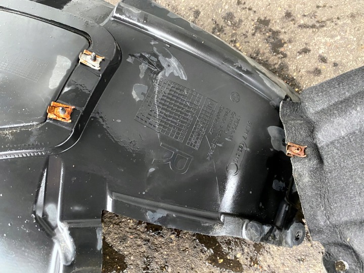 PASSAGE DE ROUE AVANT DROIT DROIT COMPLET BMW 5 GT F07 7193494 7193510