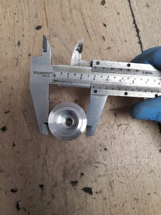 CIEZARKI CAOUTCHOUC SUZUKI GSX-R 750 56274-17C00