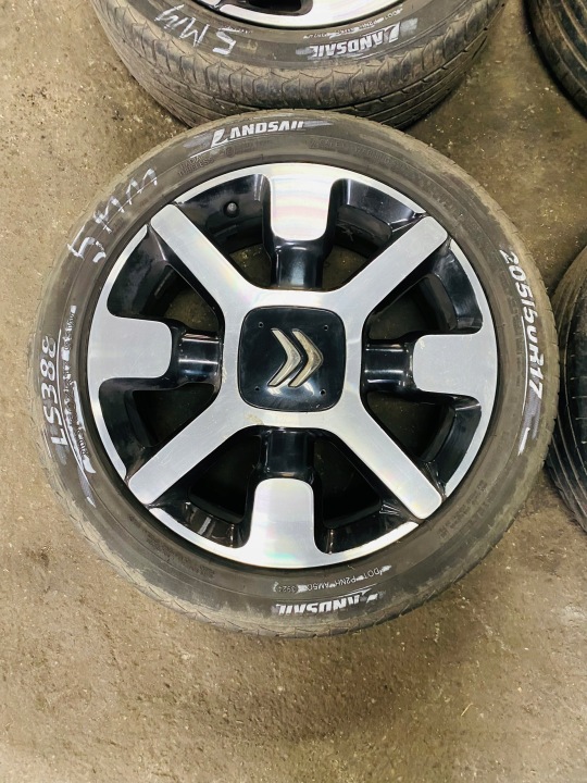 JANTES 17 ÉTRIERS CITROEN C4 CACTUS 9800494077 NR282