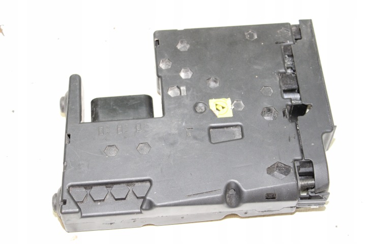 SERRE-CÂBLE PLUS PYROTECHNIQUE DISTRIBUTEUR COURANT A2125407050 MERCEDES W218 W212