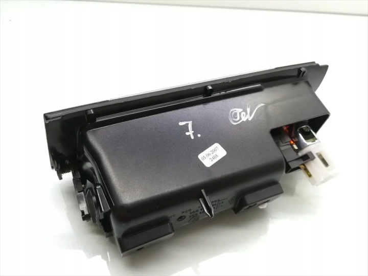 VW PASSAT CENDRIER TABLEAU DE BORD INSTRUMENTATION 2006 SALOON 3C0863284A 3C0857961A