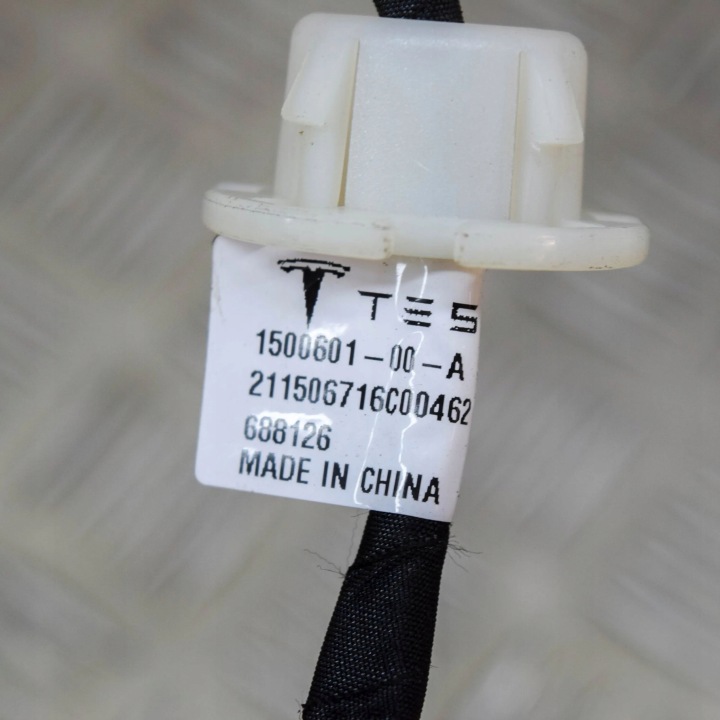 TESLA MODÈLE Y 2022 GAUCHE CÔTÉ AMORTISSEUR COUVERCLES DE COFFRE ARRIÈRE COUVERCLES DE COFFRE