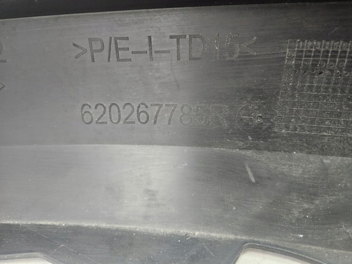 DACIA SANDERO III 3 STEPWAY 20 GRILLE CENTRALE PARE-CHOCS AVANT 620267785R