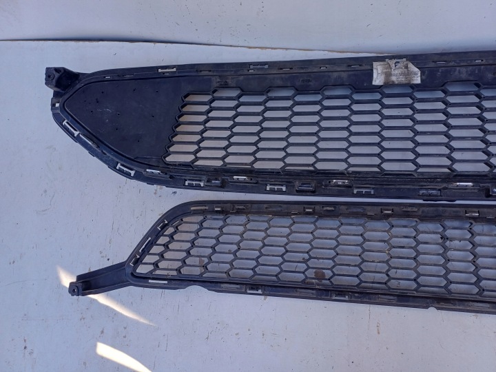 GRILLE CALANDRE GRILLE FORD AVEC ENSEMBLE MAXIMAL MK2 ST LINE