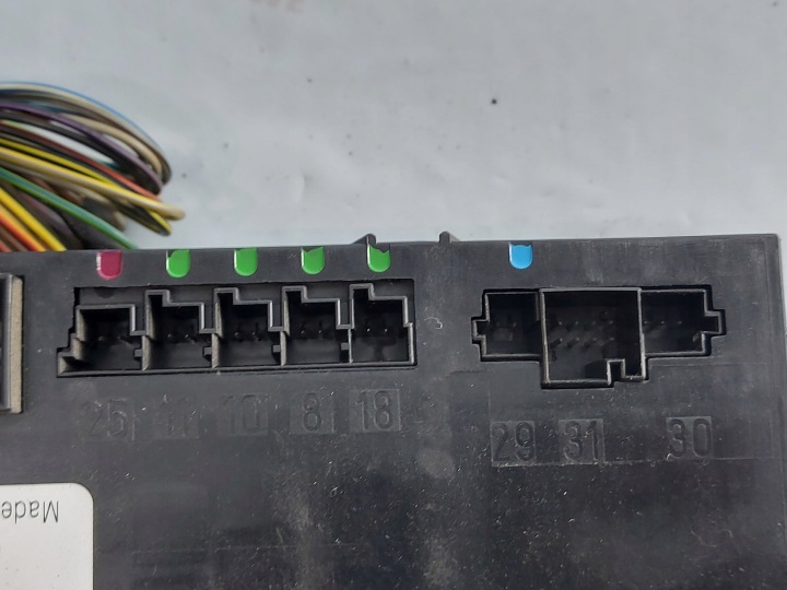 MERCEDES CLS C219 3.0 CDI 09R MODULE SAM 2115459301