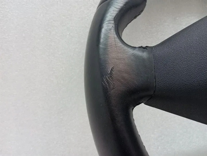 VOLANT TESLA MODÈLE AVEC 70 1005279-00-D VOLANT