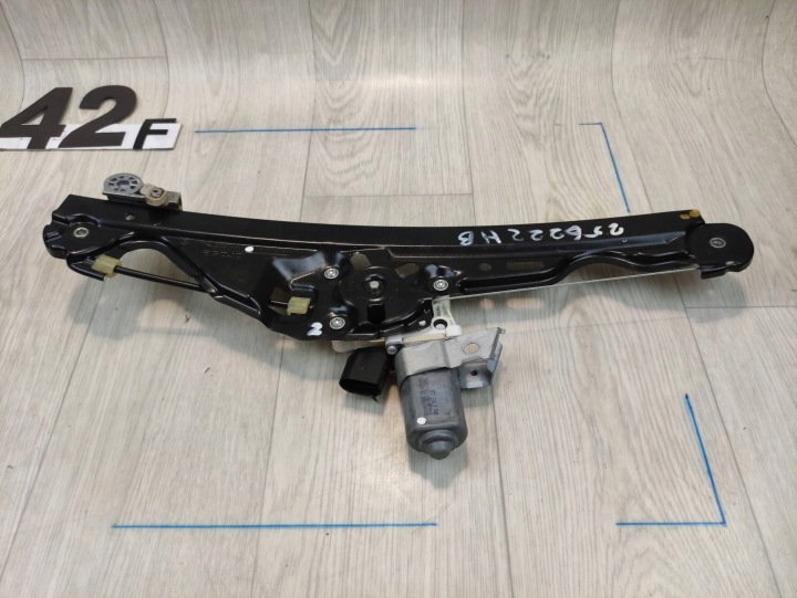 BMW 5 E60 E61 ÉLÉVATEUR VITRES PORTES DROIT ARRIÈRE 7184744S