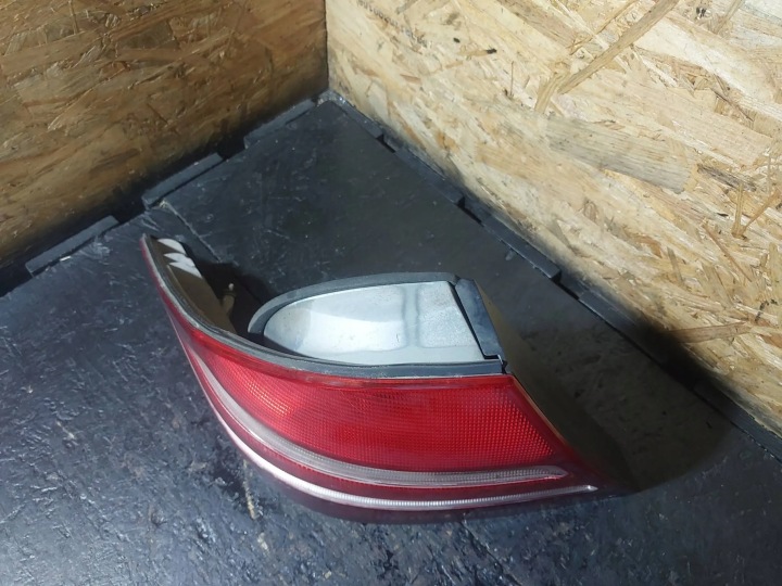 PHARE ARRIÈRE GAUCHE MERCEDES-BENZ AVEC W220 A2208200164