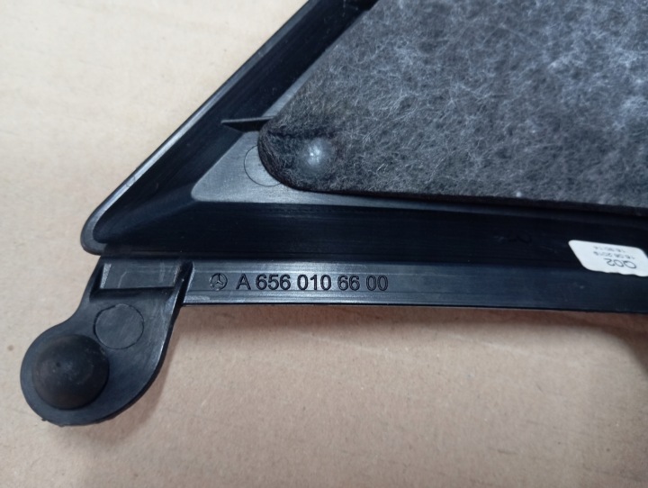 PROTECTION SUPÉRIEURE MOTEUR MERCEDES A6560106600 ORIGINAL