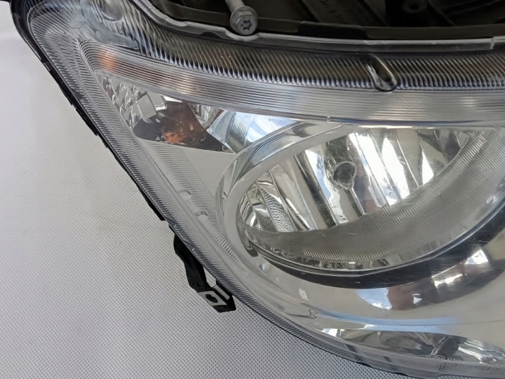 MERCEDES ACTROS MP4 PHARE PROJECTEUR DROIT EUROPE A9608201939 OK