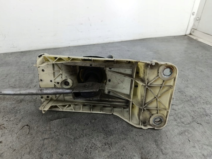 CRIC CHANGEMENTS VITESSE VW GOLF IV 1J0711149 1J0711061A 1.4 16V