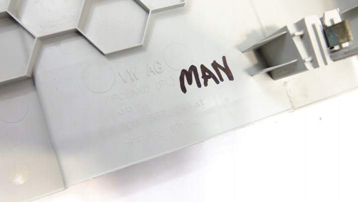 MAN TGE CRAFTER II PROTECTION MONTANTS B DROITE 7C0867244