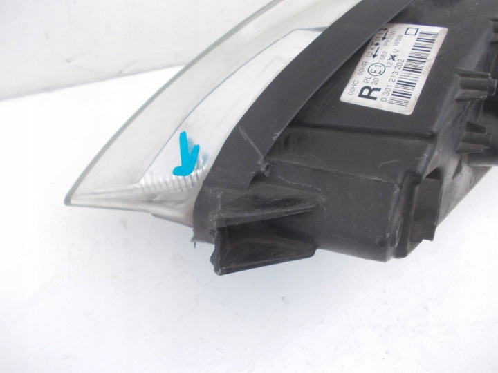 PROJECTEUR AVANT CÔTÉ DROITE PEUGEOT 407 0301213202
