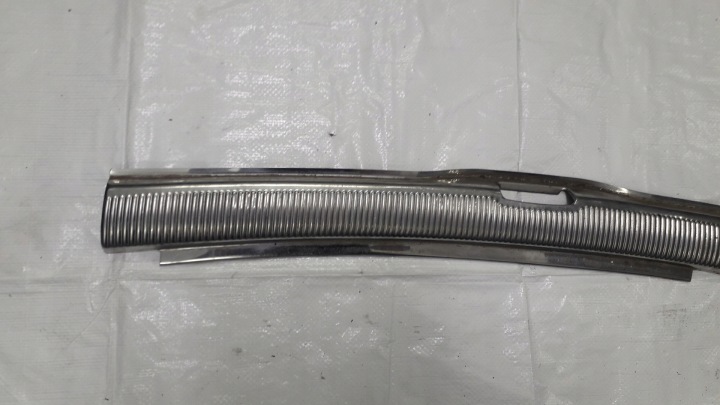 PASSAT B5 PROTECTION MOULURE COURROIE ARRIÈRE UNIVERSEL 3B9863459K